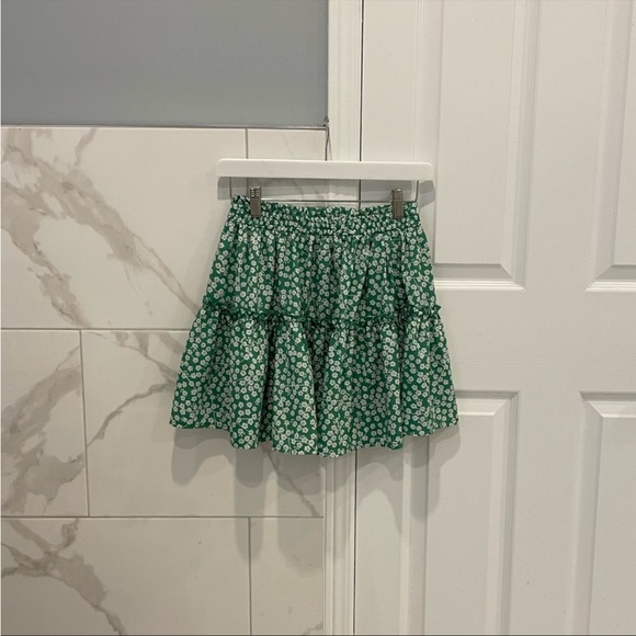 Princess Polly // Highrise Ruffle Floral Print Skirt - Picture 2 of 3